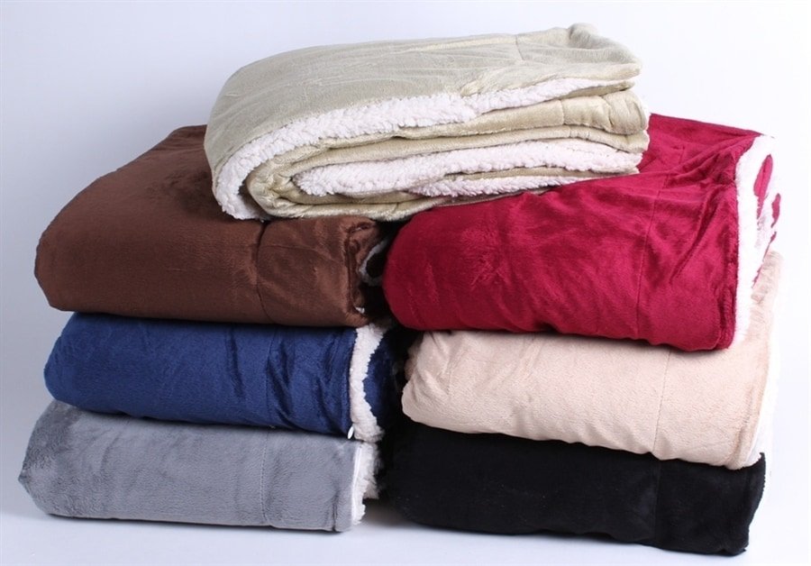 Wholesale Sherpa Mink Fleece Blanket - 60" x 72" (Box of 8)